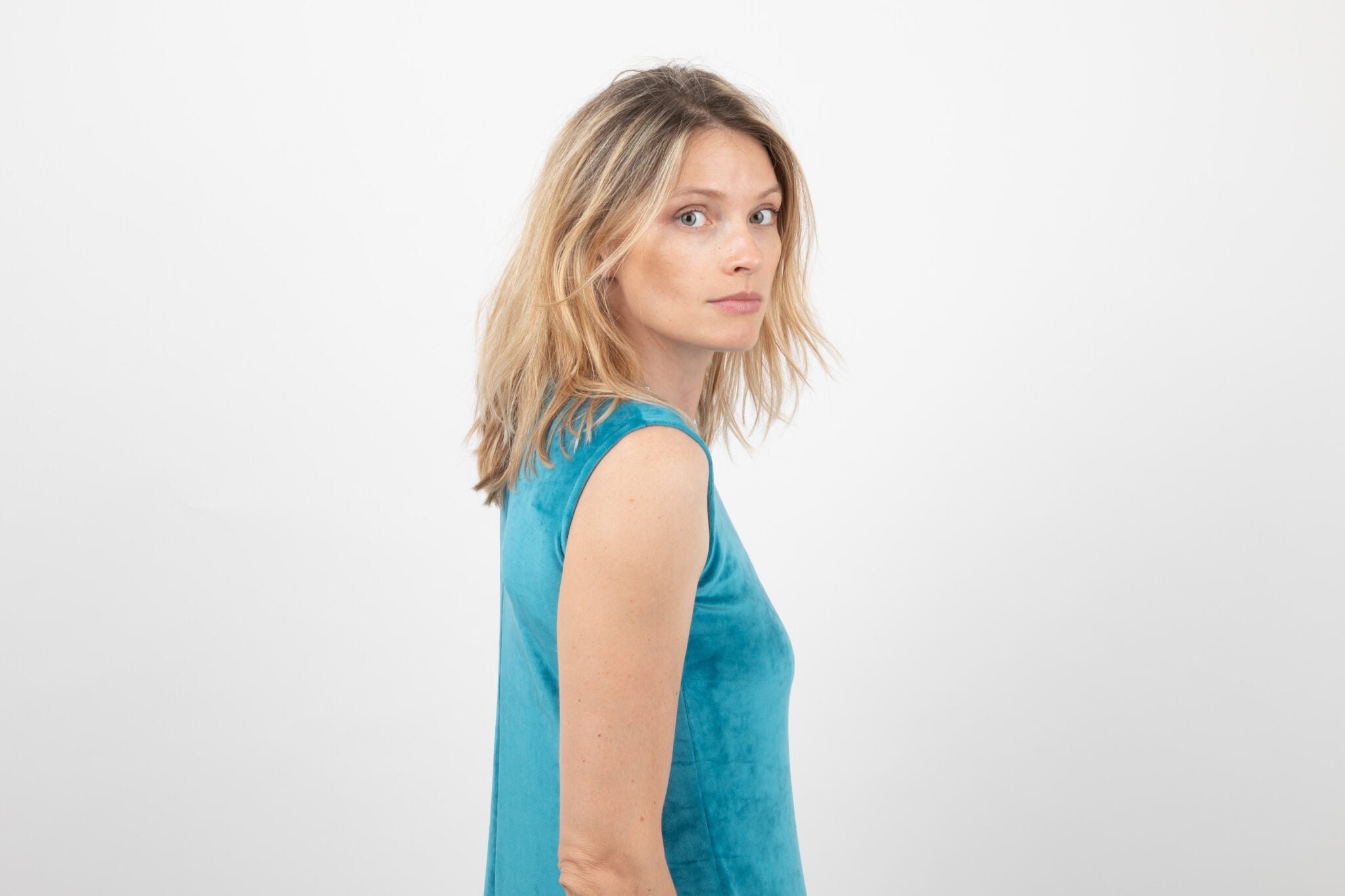 Robe femme, robe longue, robe élégante sans manches