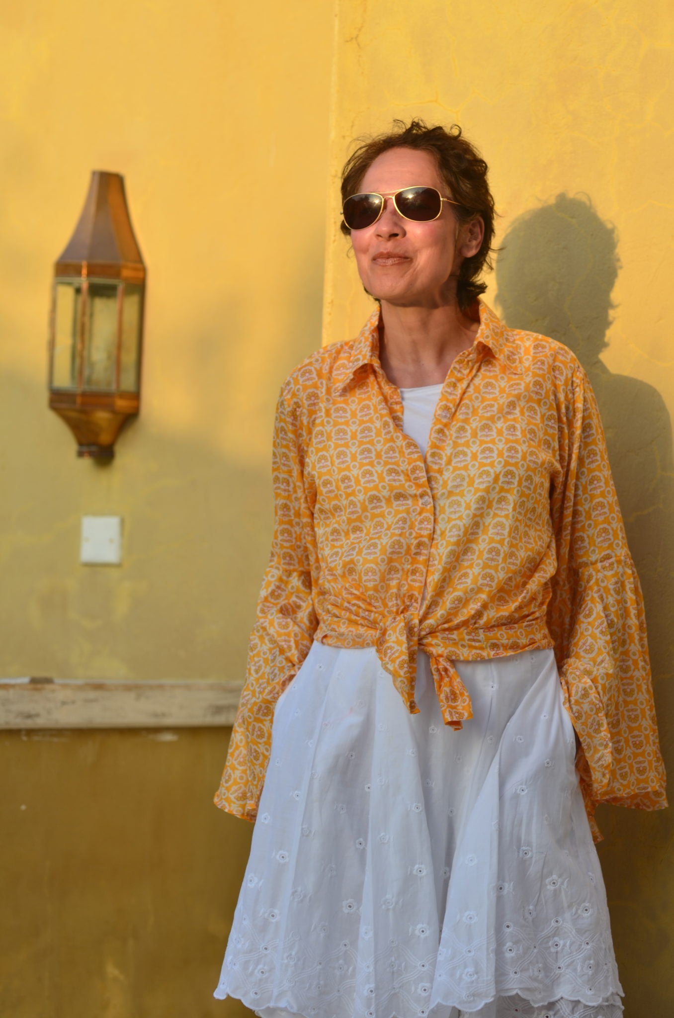 Chemise été femme en coton léger et manches à volants