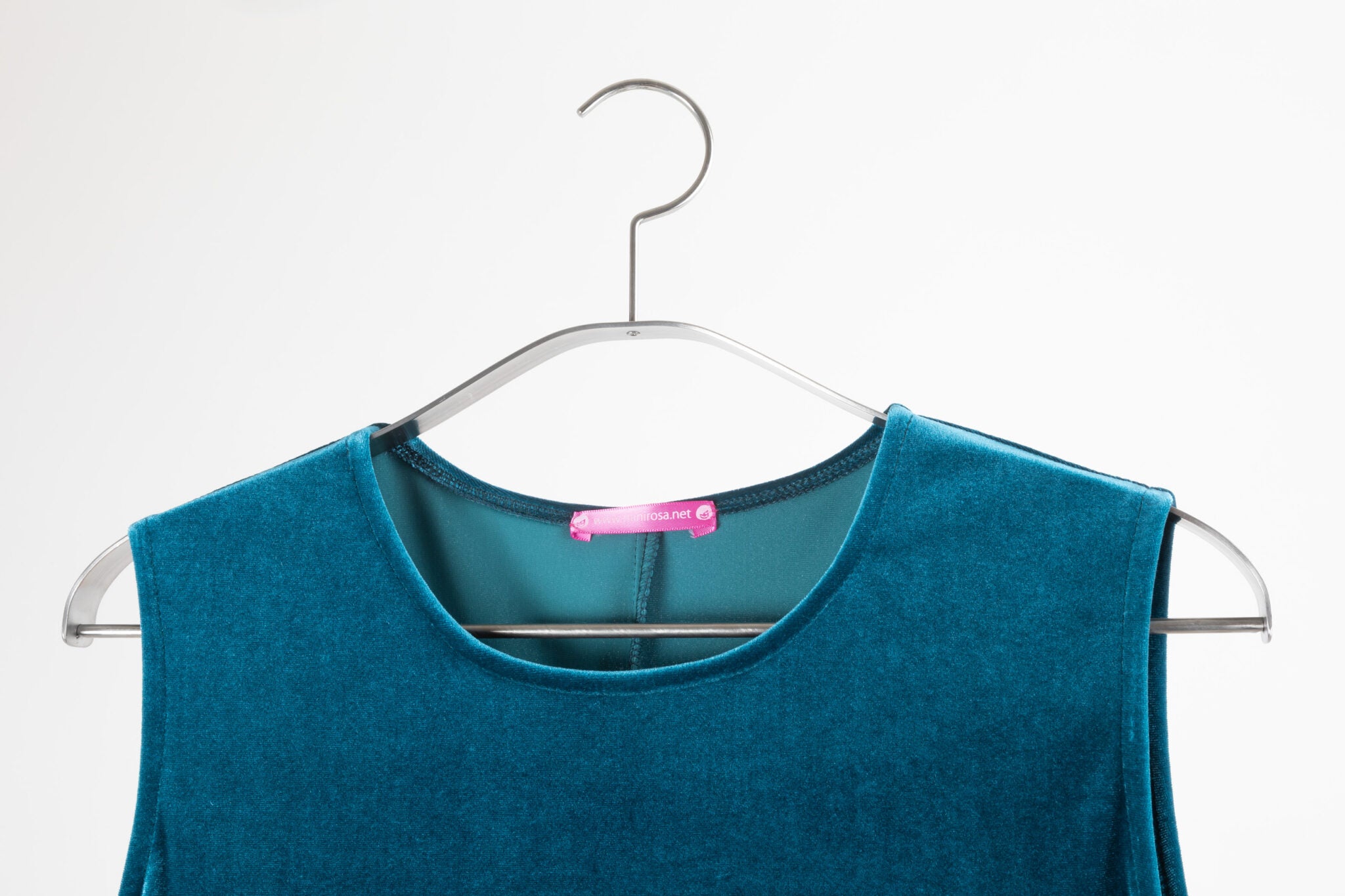 Robe femme, robe longue, robe élégante sans manches