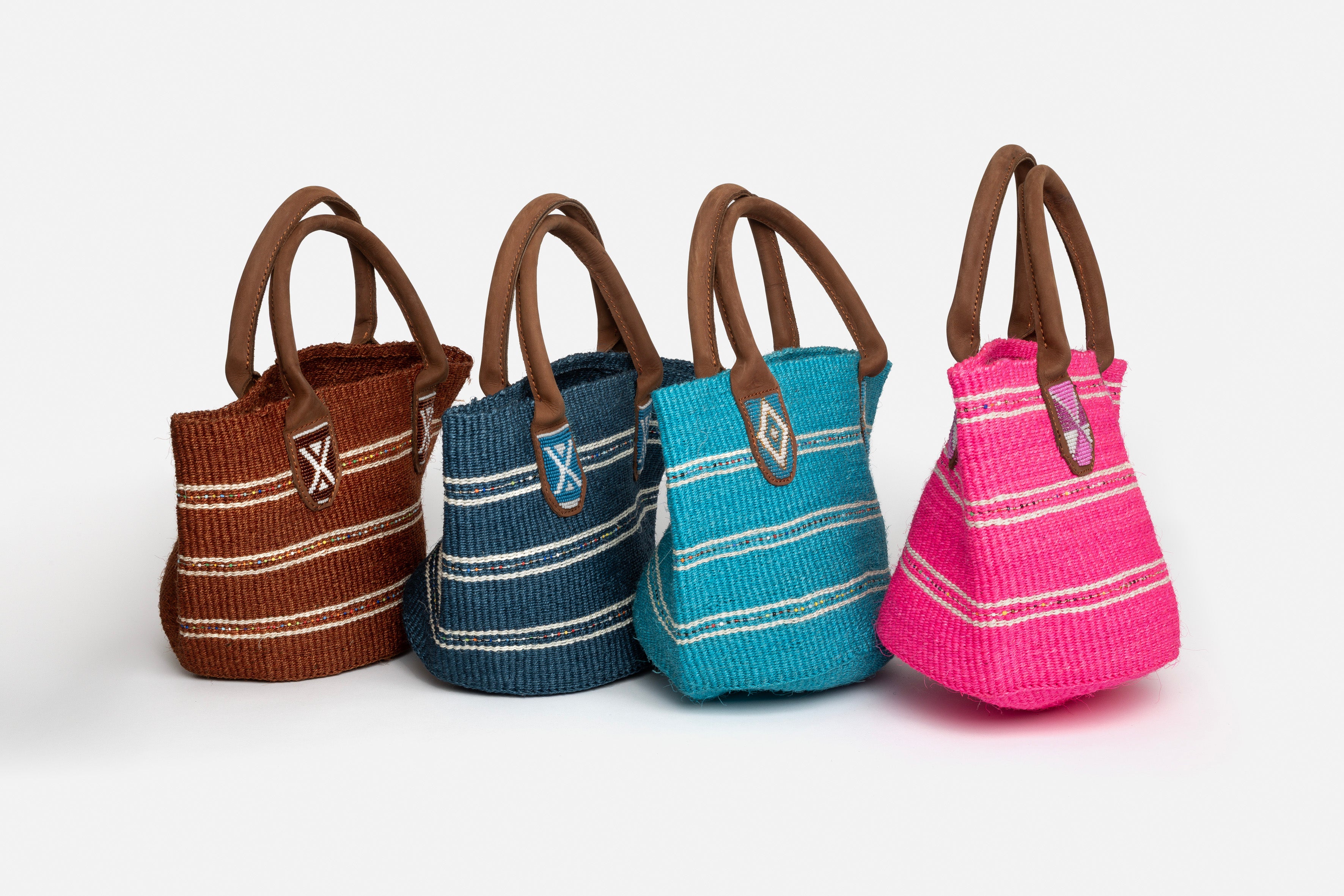 Panier en sisal perlé - Bleu Foncé