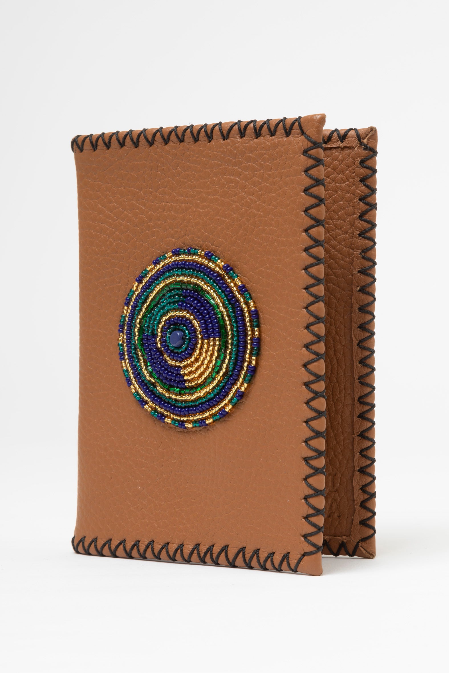 Etui Porte-Passeport en Cuir Grainé & Pastille Masai
