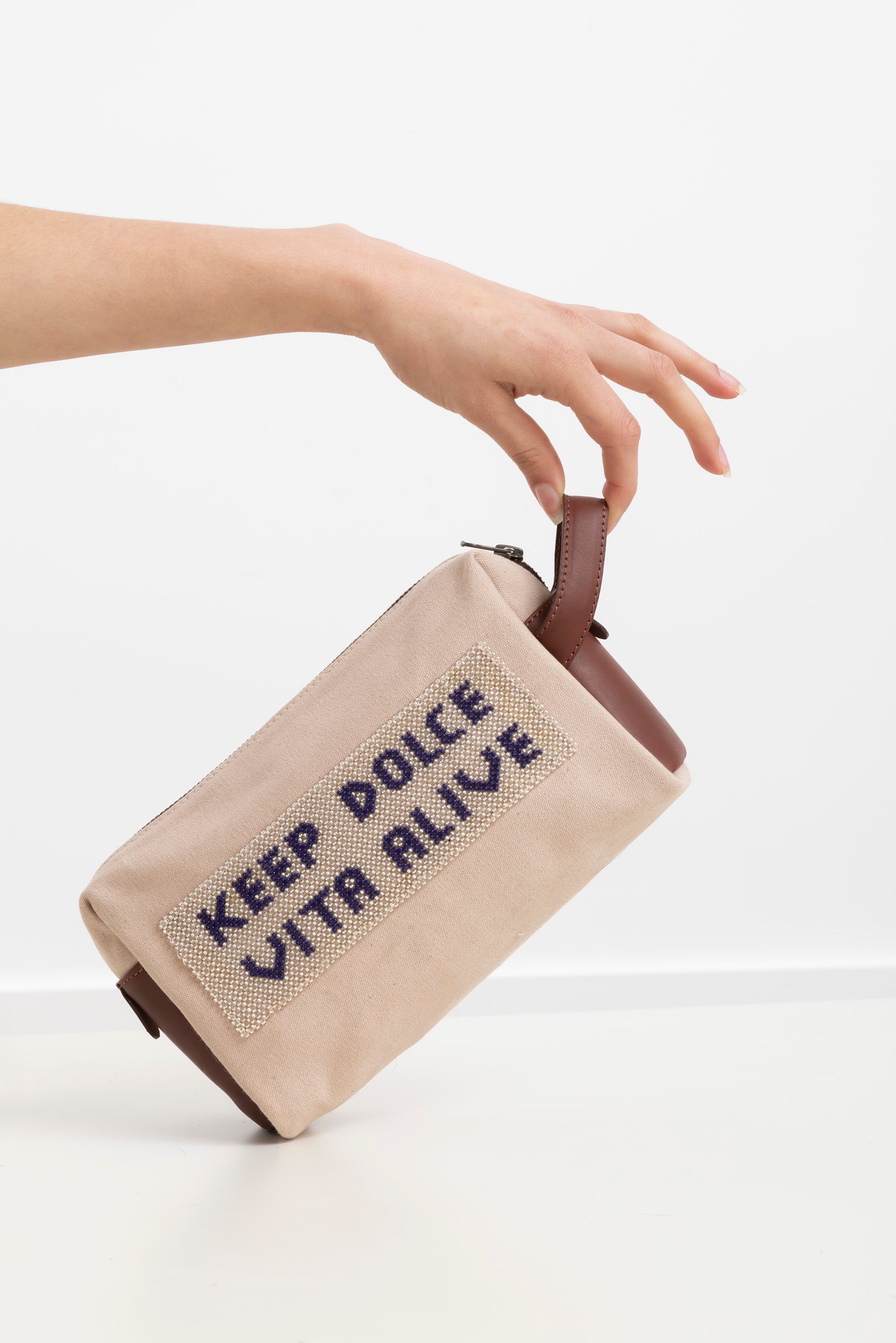 Pochette "Keep Dolce Vita alive"