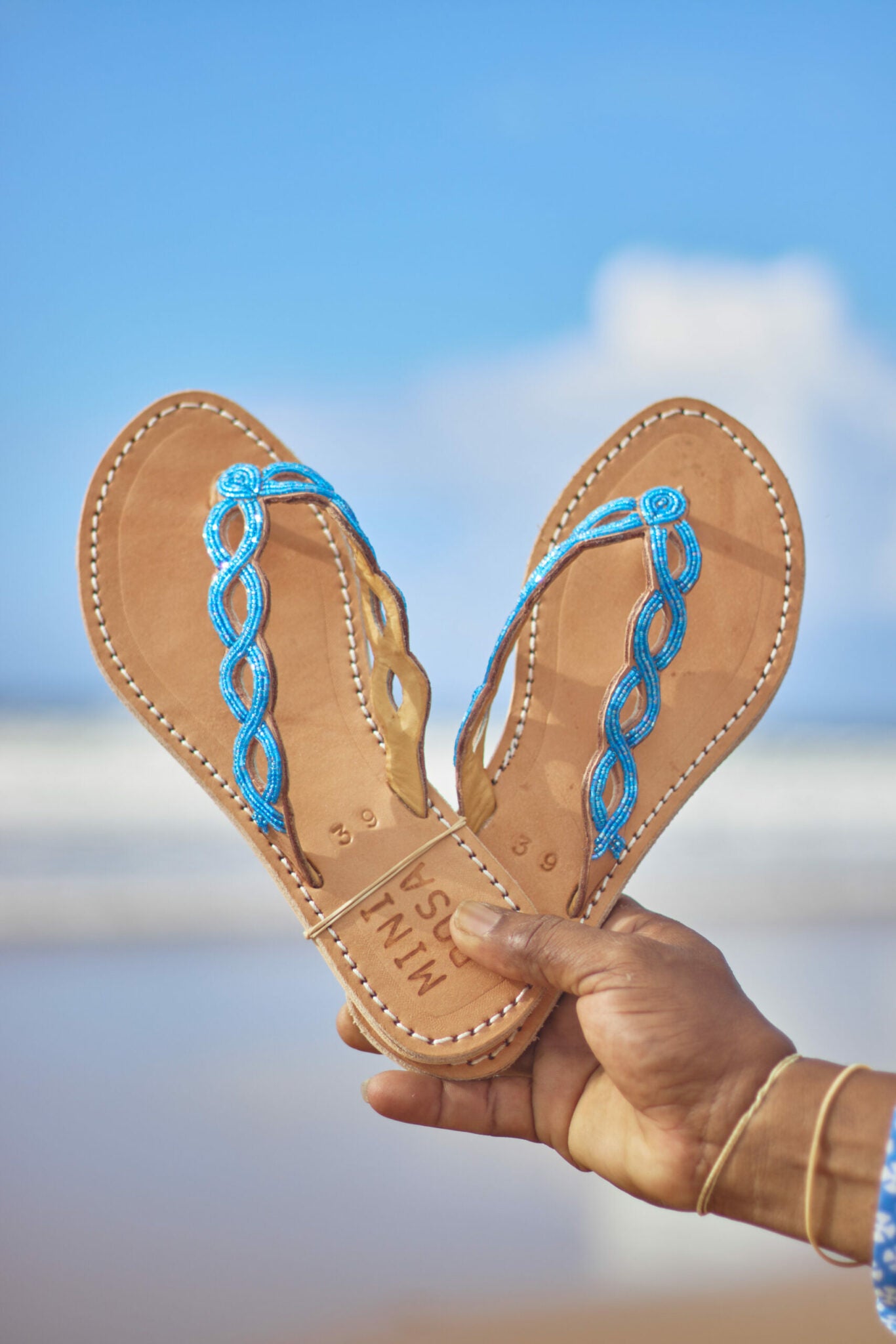 Sandales femme en cuir et perles colorées MiniRosa