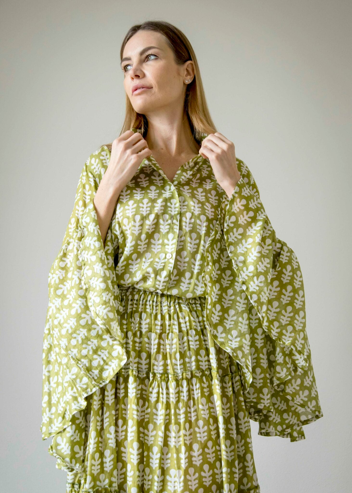 Chemise été femme en coton léger et manches à volants + Jupe longue