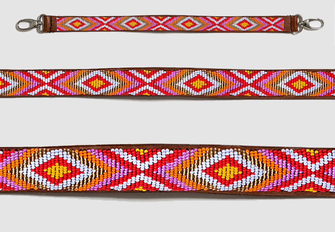 Ceinture MiniRosa en cuir brun avec perles roses et motifs Masai, fait main au Kenya