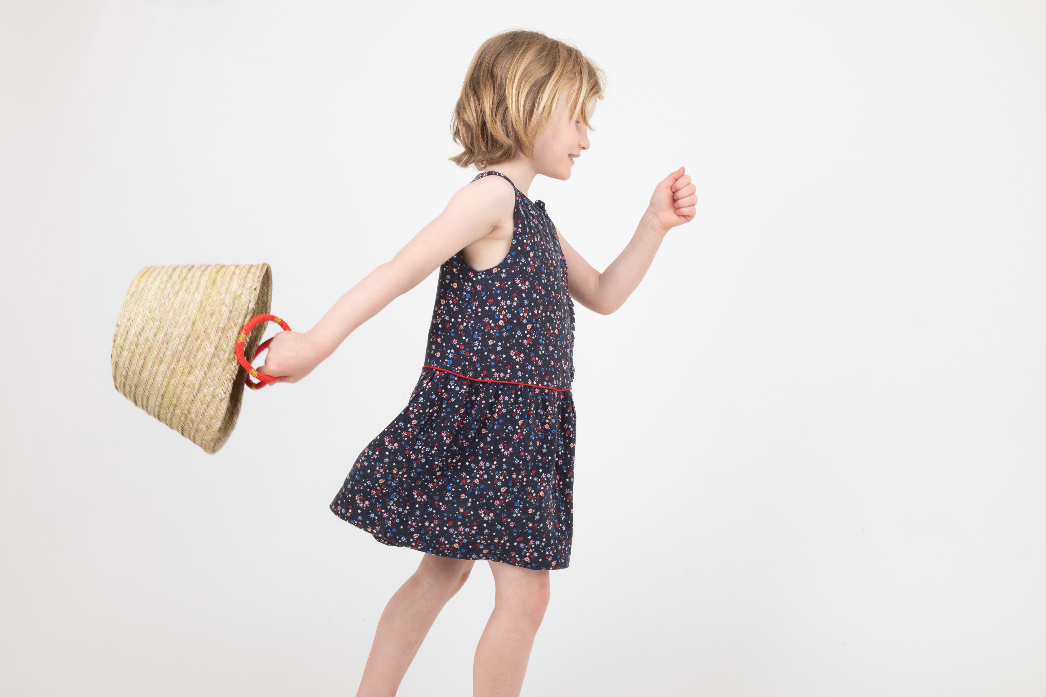 Petit panier avec anses rondes en perles