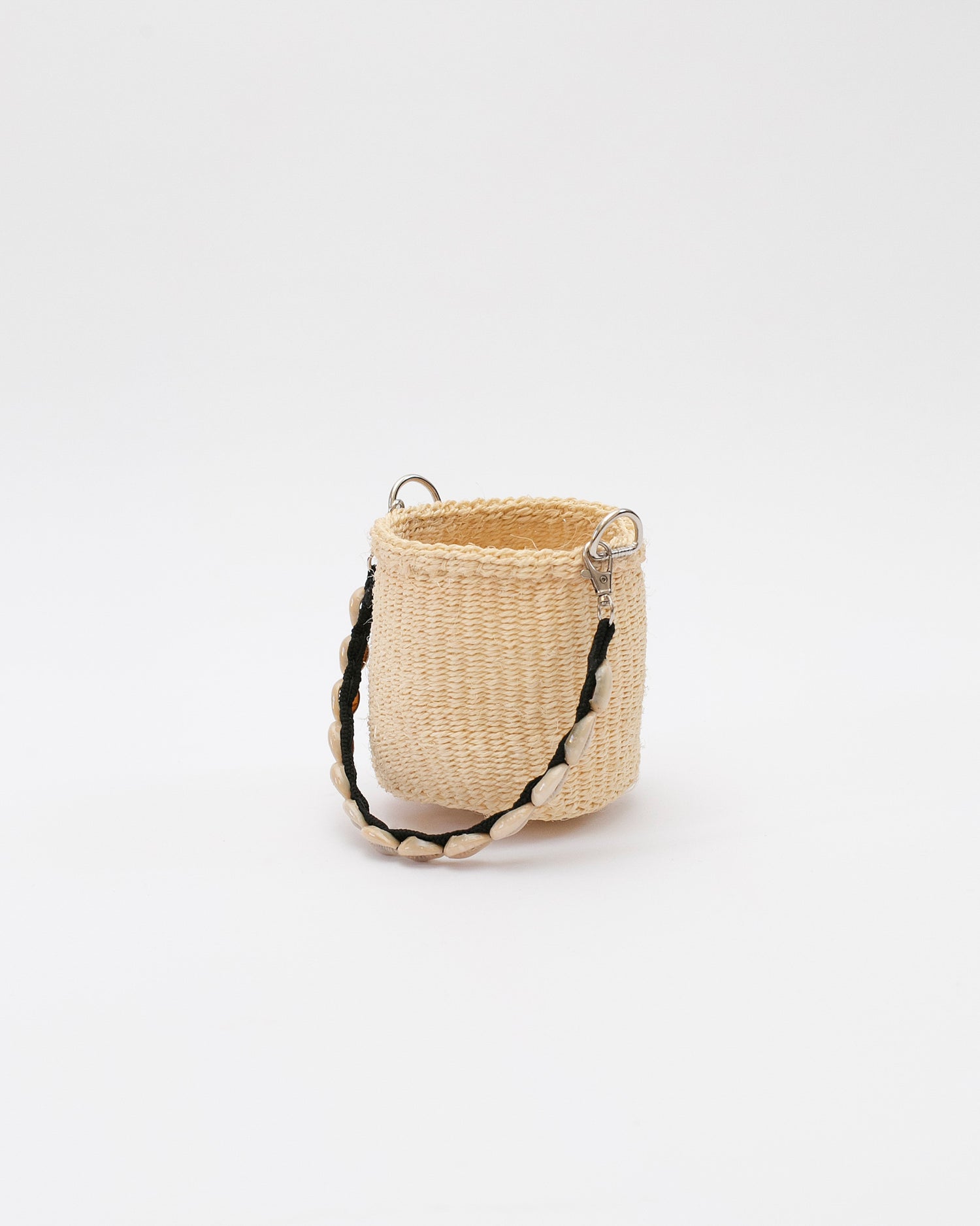 Petit panier en sisal - Différents couleurs