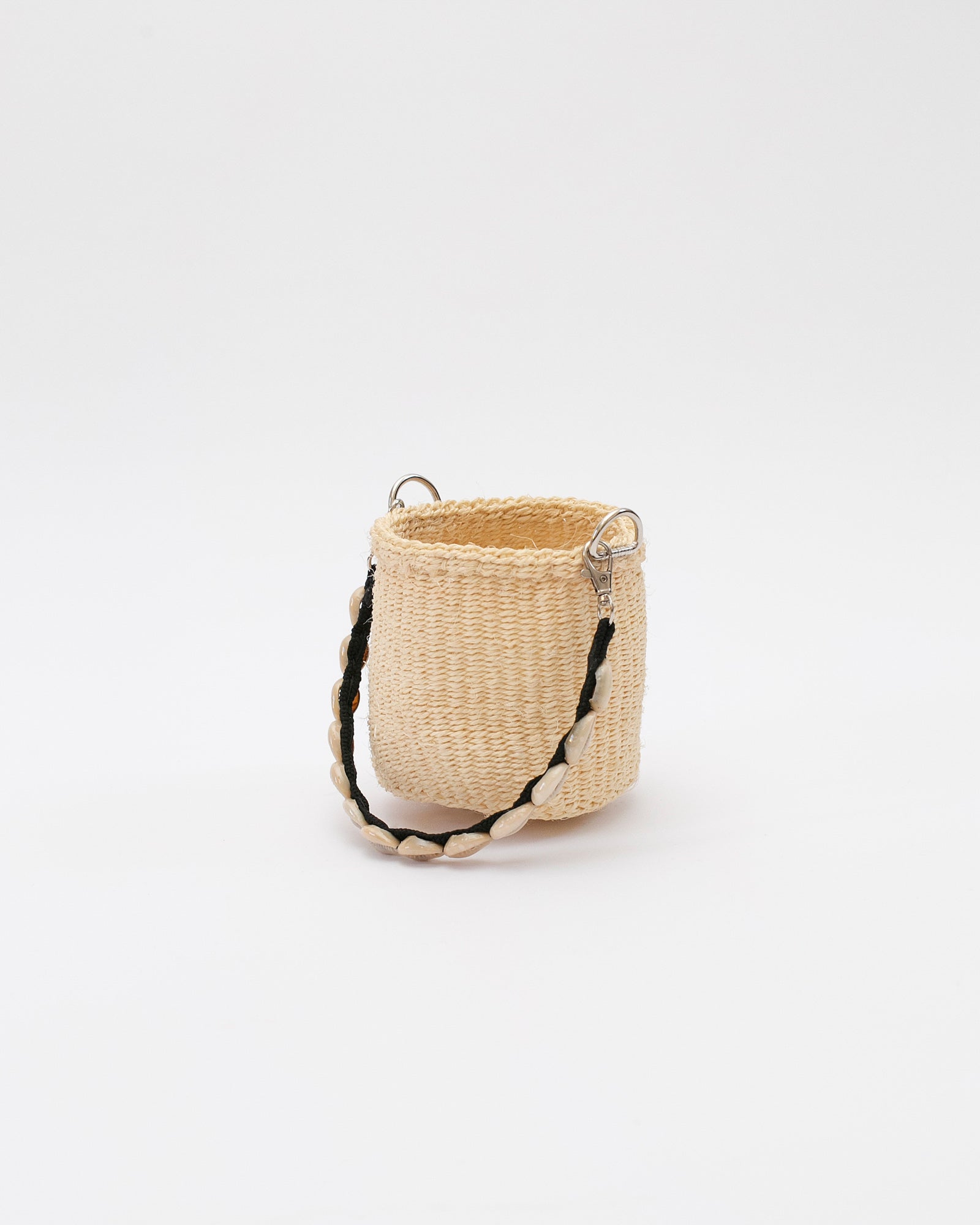 Petit panier en sisal - Différents couleurs